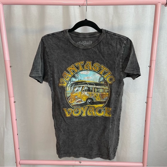 California Retrowear Vantastic Voyage Graphic Tshirt size Small - Picture 1 of 4